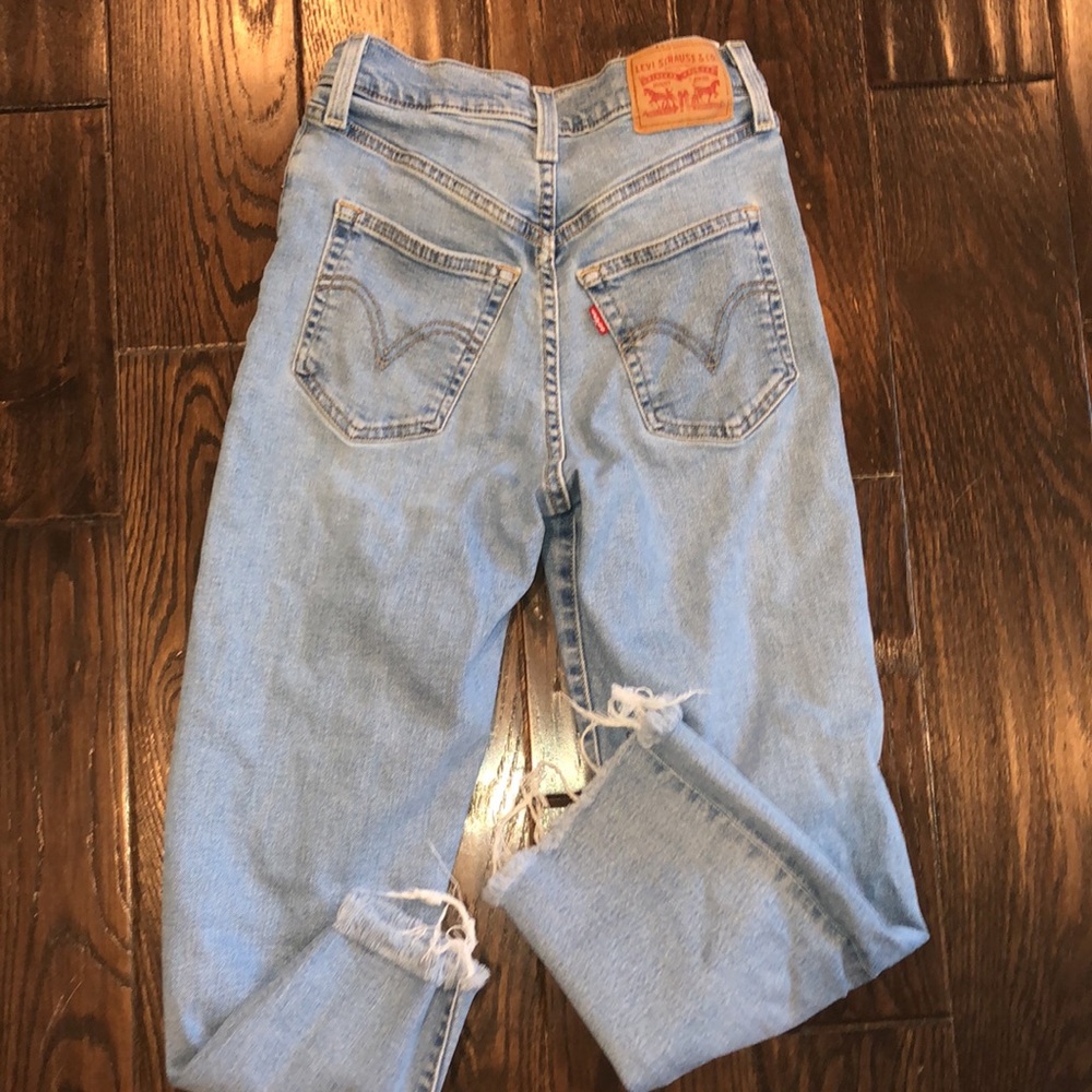 Levi’s rib cage straight ankle jeans size 24 raw hem distressed - Picture 7 of 8